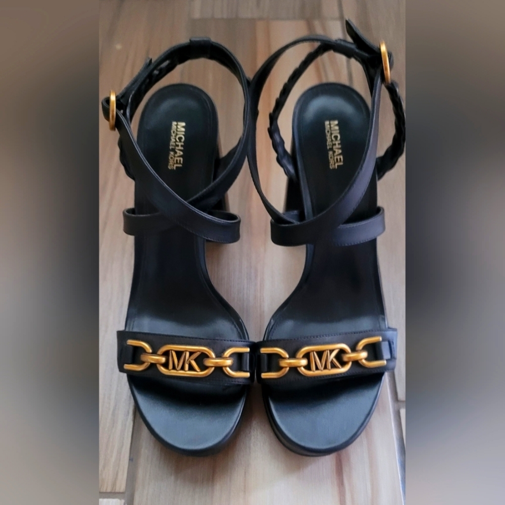 Micheal Kors Black Heels